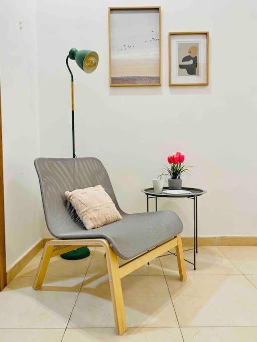 Stylish Apartment With Terrace On The Beachfrom Валенсия Екстериор снимка