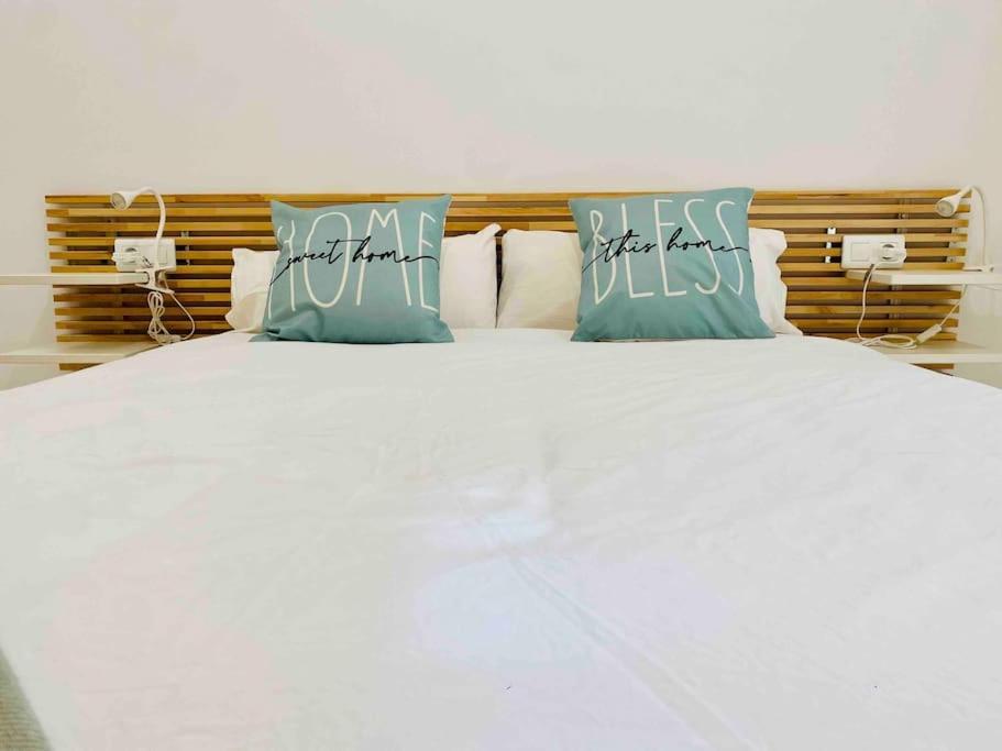 Stylish Apartment With Terrace On The Beachfrom Валенсия Екстериор снимка