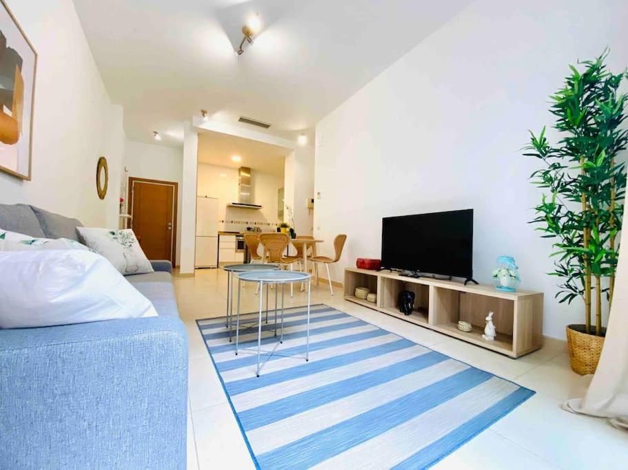 Stylish Apartment With Terrace On The Beachfrom Валенсия Екстериор снимка