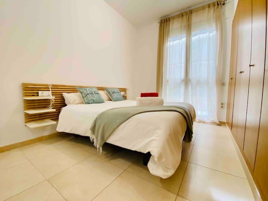 Stylish Apartment With Terrace On The Beachfrom Валенсия Екстериор снимка